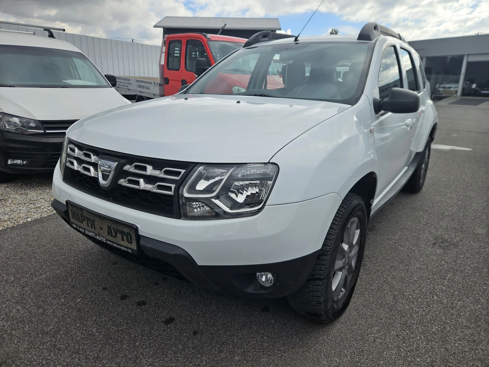 Dacia Duster 1, 6I ГАЗ-БЕНЗИН НАВИГАЦИЯ