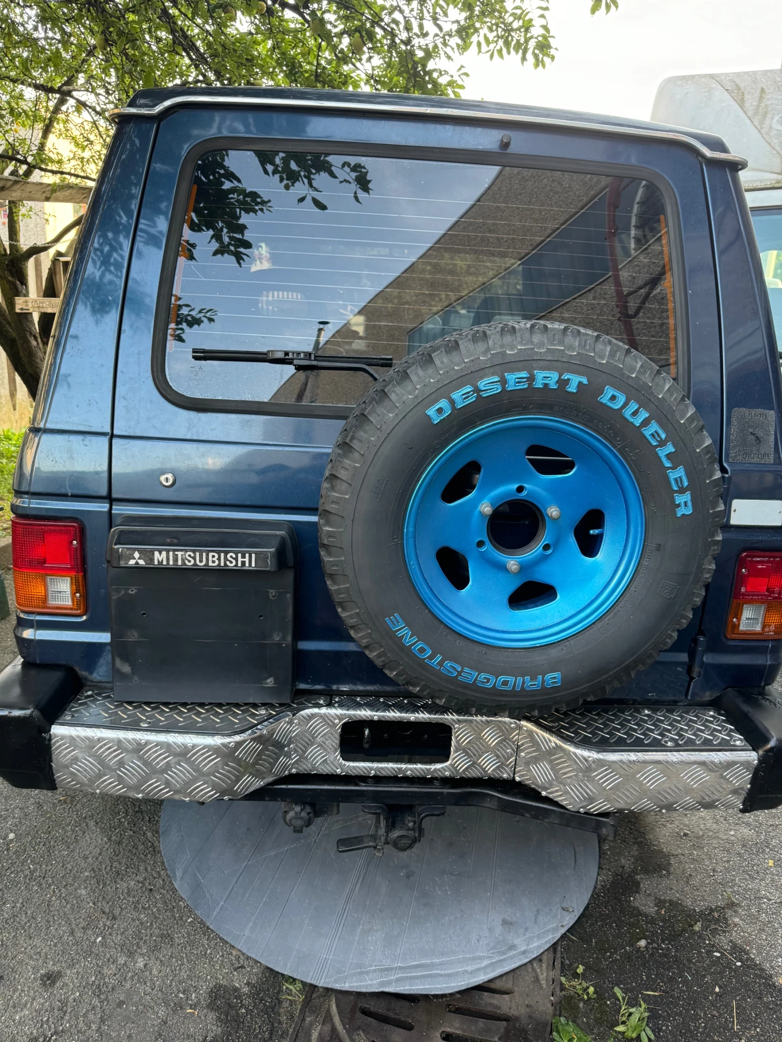 Mitsubishi Pajero 2.5 D, снимка 2 - Автомобили и джипове - 56656222
