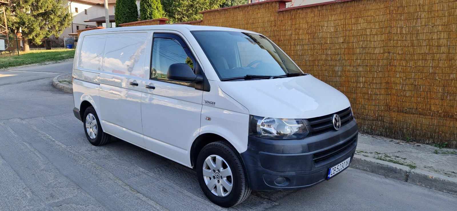 VW Transporter 2, 0TDI - изображение 2