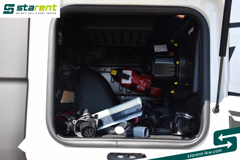 Man Tgx SZM25108, снимка 15 - Камиони - 52295706