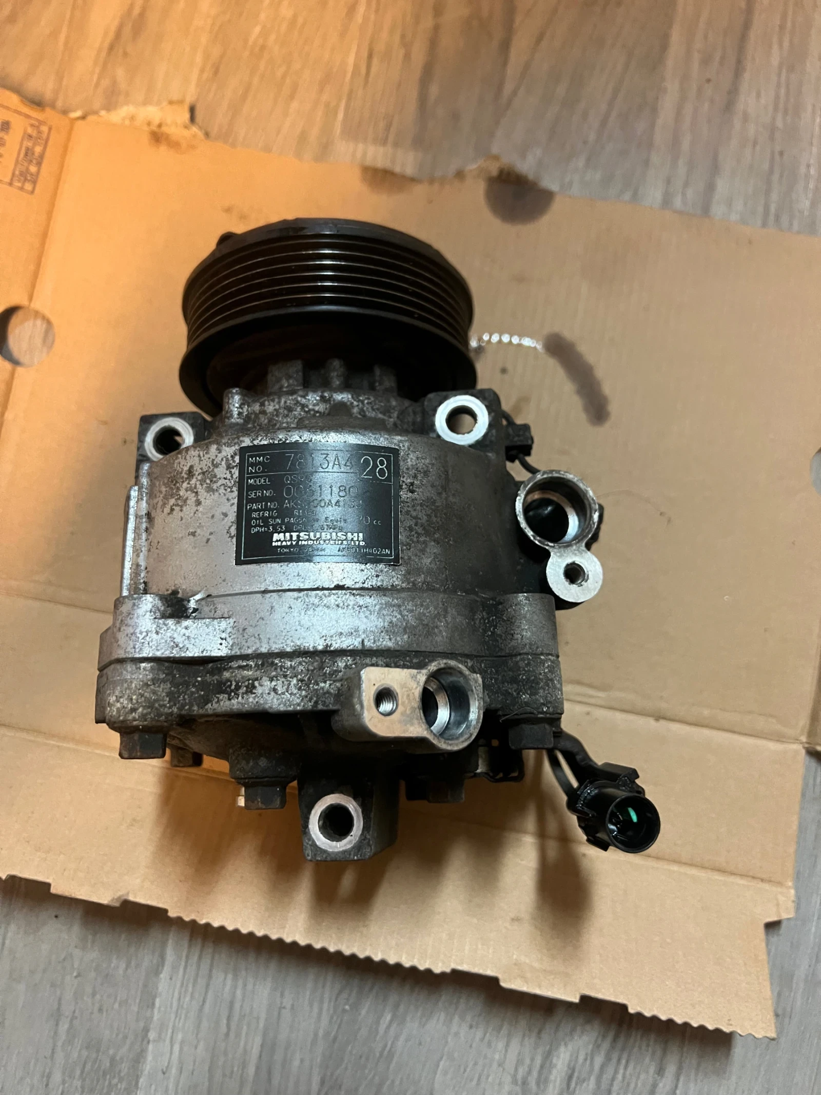 7813A4N28   MITSUBISHI  QS90 AKS200A413J | Mobile.bg   2