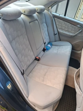 Mercedes-Benz C 220, снимка 6