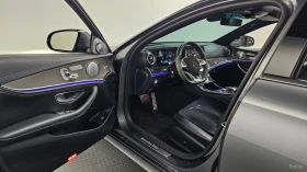 Mercedes-Benz E 300 4MATIC* AMG-LINE* FULL-ASSISTS* 3D-BURMESTER* PANO, снимка 5