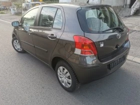 Toyota Yaris 1.0Vvt-i, снимка 7