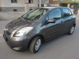 Toyota Yaris 1.0Vvt-i, снимка 1