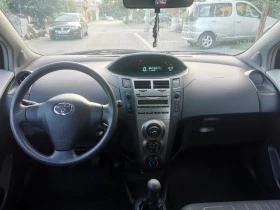 Toyota Yaris 1.0Vvt-i, снимка 10