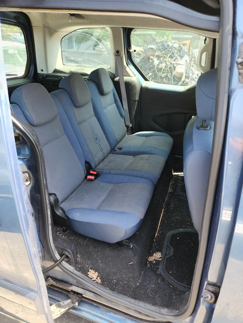 Citroen Berlingo 1.6hdi, снимка 8 - Автомобили и джипове - 41538686