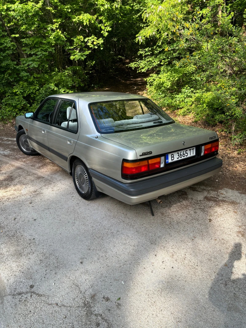 Mazda 929, снимка 13 - Автомобили и джипове - 46596893