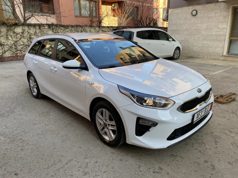 Kia Ceed 1.4/SW/100кс/COOL, снимка 3 - Автомобили и джипове - 48695317