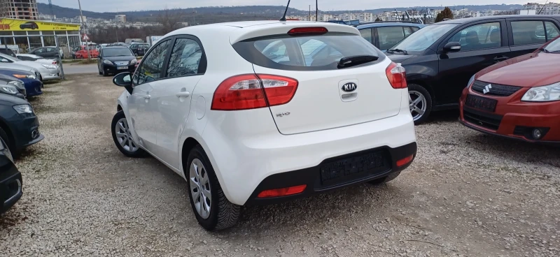 Kia Rio, снимка 6 - Автомобили и джипове - 48787989