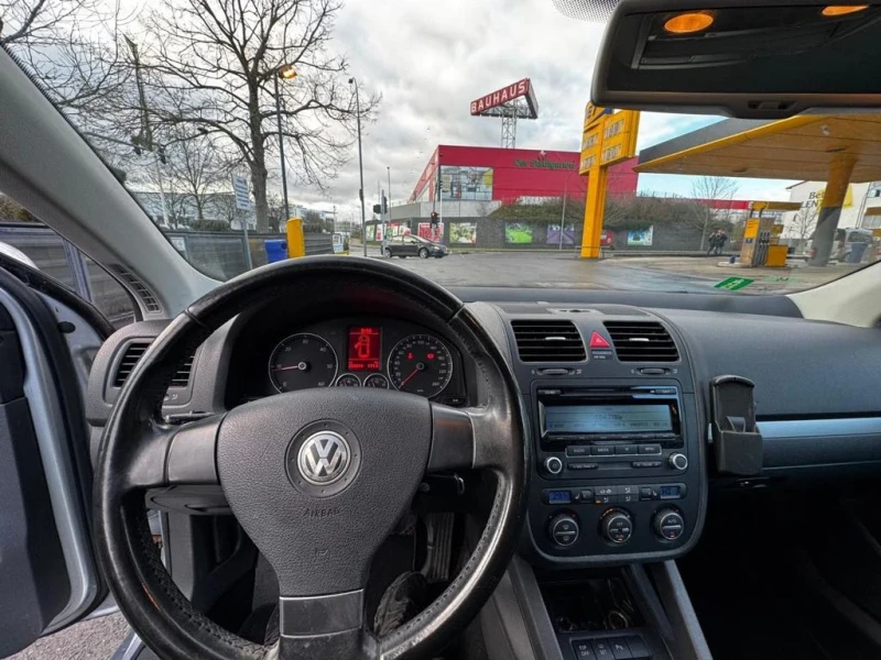 VW Golf Variant 1.9TDi, снимка 12 - Автомобили и джипове - 48962390