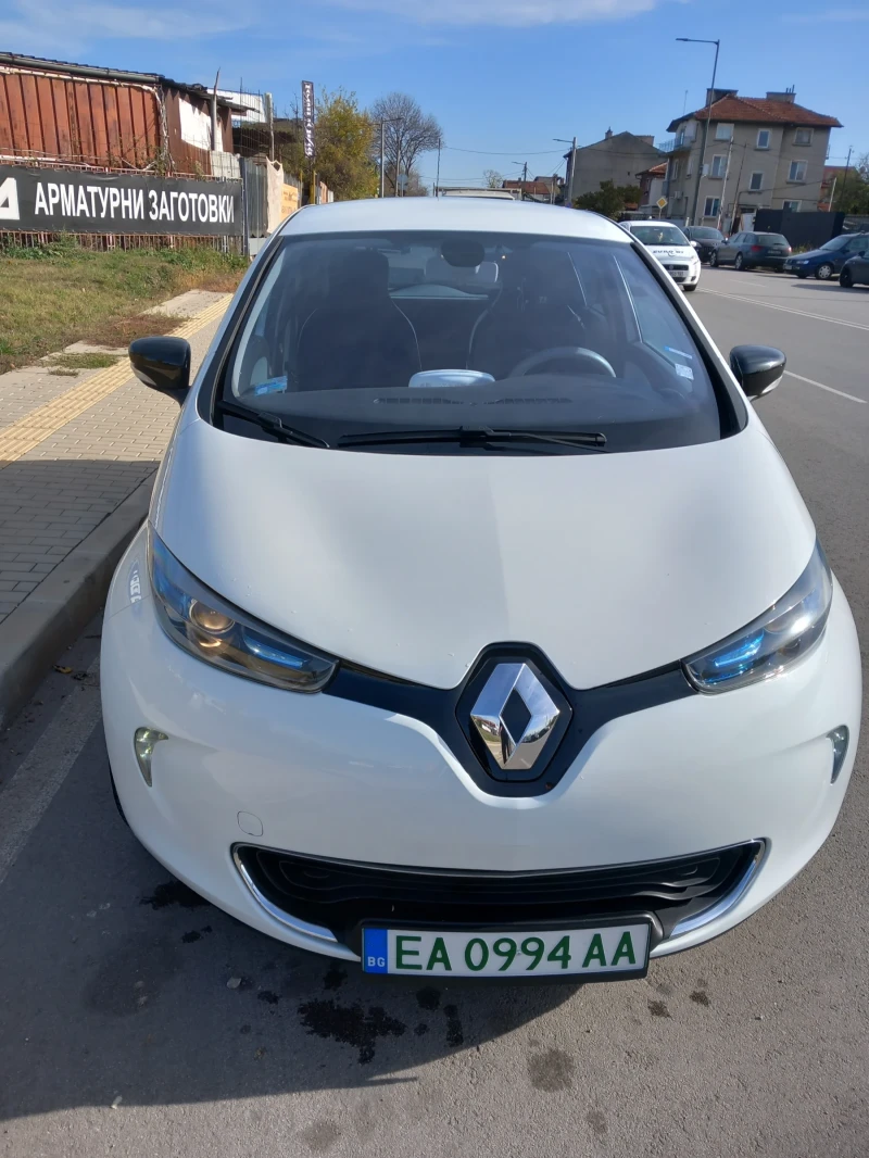 Renault Zoe, снимка 1 - Автомобили и джипове - 49102941