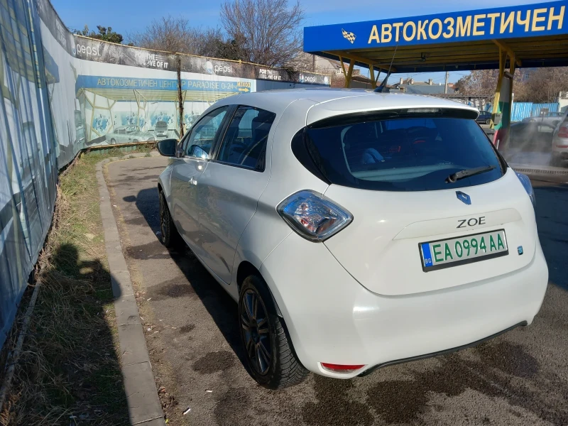 Renault Zoe, снимка 6 - Автомобили и джипове - 49102941