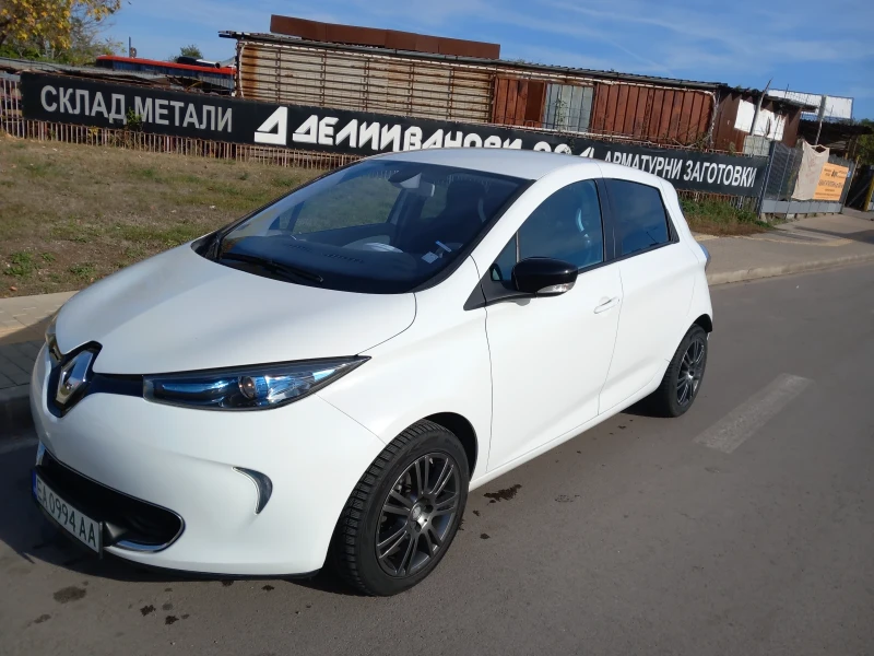 Renault Zoe, снимка 2 - Автомобили и джипове - 49102941