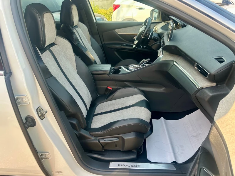Peugeot 3008 E-eat8 300kc 4x4 GT-Line  Plug-in HYBRID Сер.Истор, снимка 12 - Автомобили и джипове - 50620648