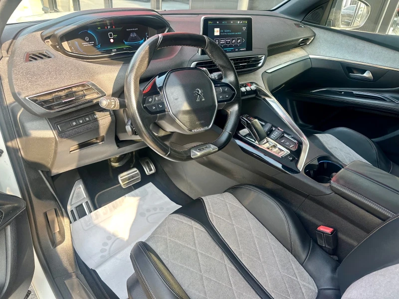 Peugeot 3008 E-eat8 300kc 4x4 GT-Line  Plug-in HYBRID Сер.Истор, снимка 10 - Автомобили и джипове - 50620648