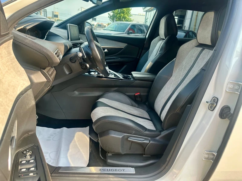 Peugeot 3008 E-eat8 300kc 4x4 GT-Line  Plug-in HYBRID Сер.Истор, снимка 9 - Автомобили и джипове - 50620648