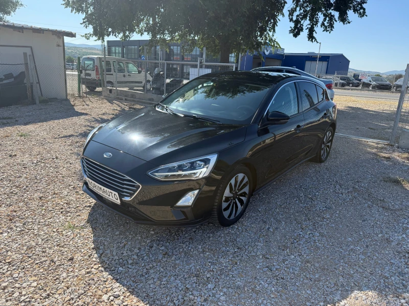 Ford Focus 1.0i/TITANIUM/NAV/LED/B&O/KEYLESS GO/SERVICE BOOK, снимка 5 - Автомобили и джипове - 50781732