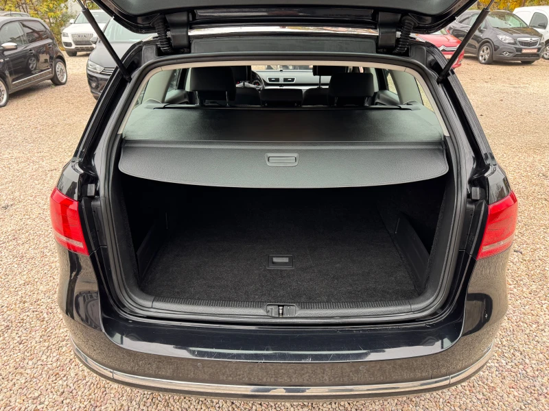 VW Passat 1.6TDI-105кс, снимка 12 - Автомобили и джипове - 52334848