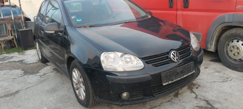 VW Golf 1.6, снимка 2 - Автомобили и джипове - 52792249