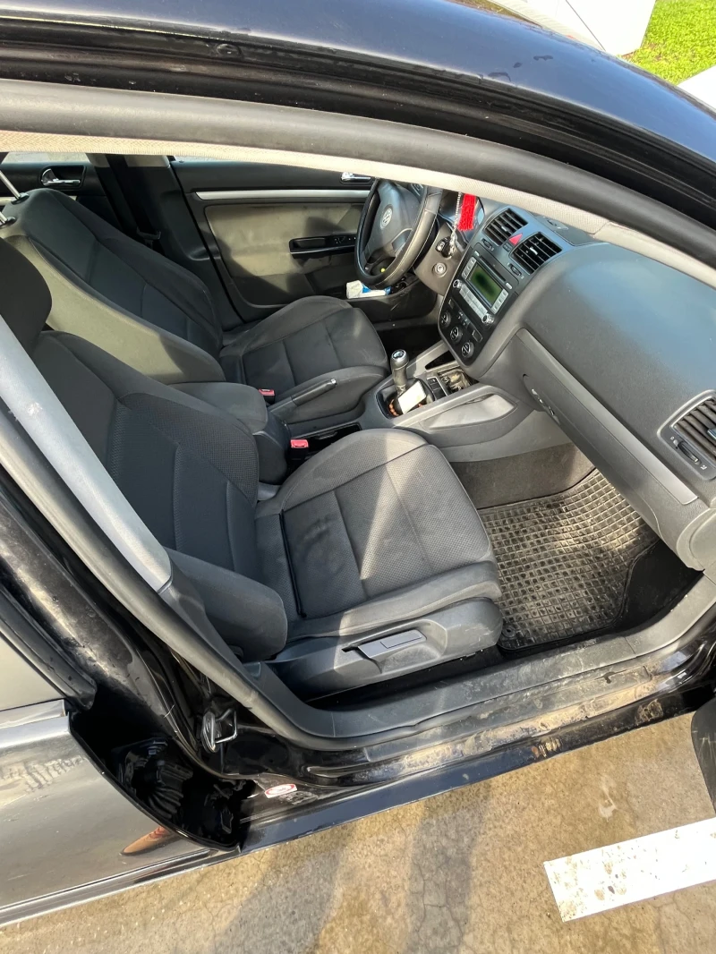 VW Golf, снимка 5 - Автомобили и джипове - 52997454