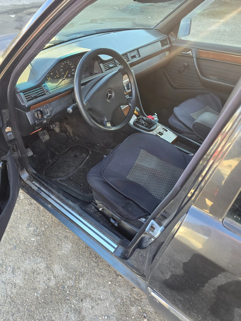 Mercedes-Benz 124 200 TE CLIMA, снимка 8 - Автомобили и джипове - 53113696