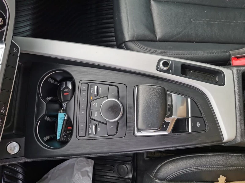 Audi A4 2.0T quattro Premium* АвтоКредит* (Цена до БГ) , снимка 16 - Автомобили и джипове - 53388633