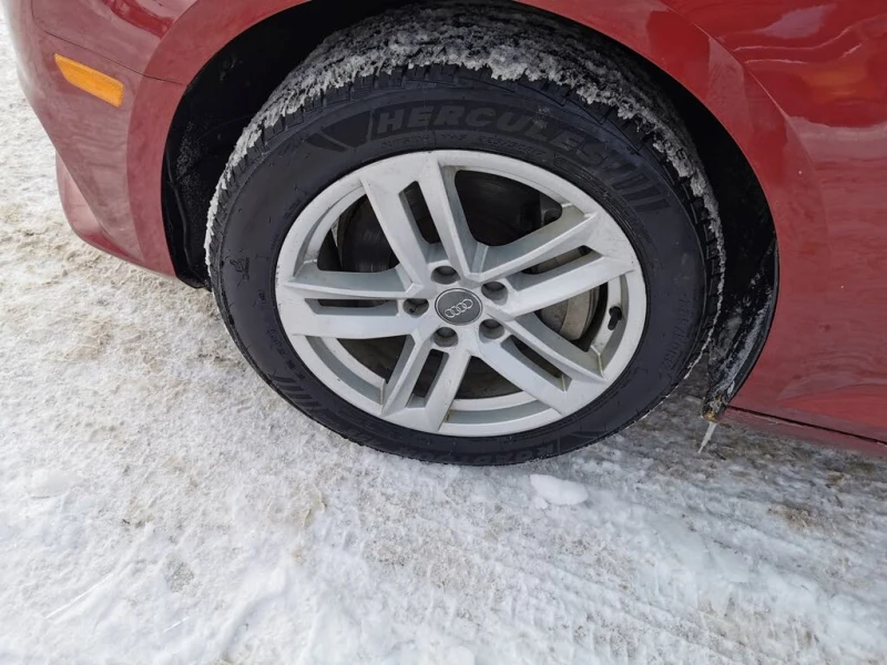 Audi A4 2.0T quattro Premium* АвтоКредит* (Цена до БГ) , снимка 7 - Автомобили и джипове - 53388633