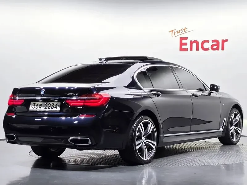 BMW 730 D xDrive M Sports - САМО 30% АВАНС, снимка 2 - Автомобили и джипове - 55845249