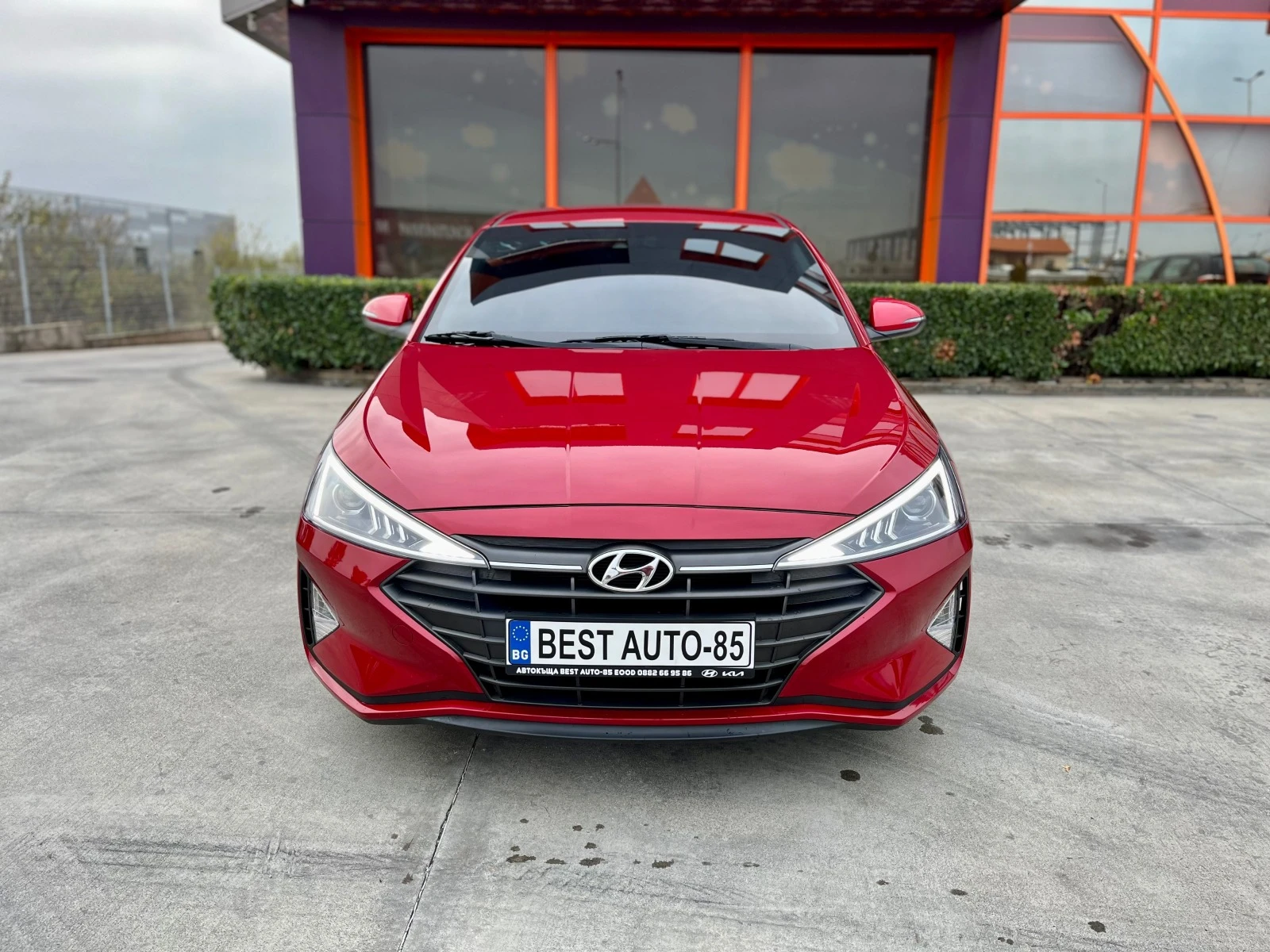 Hyundai Elantra 1.6i газ,подгряване,Keyless go,Гаранция - изображение 2