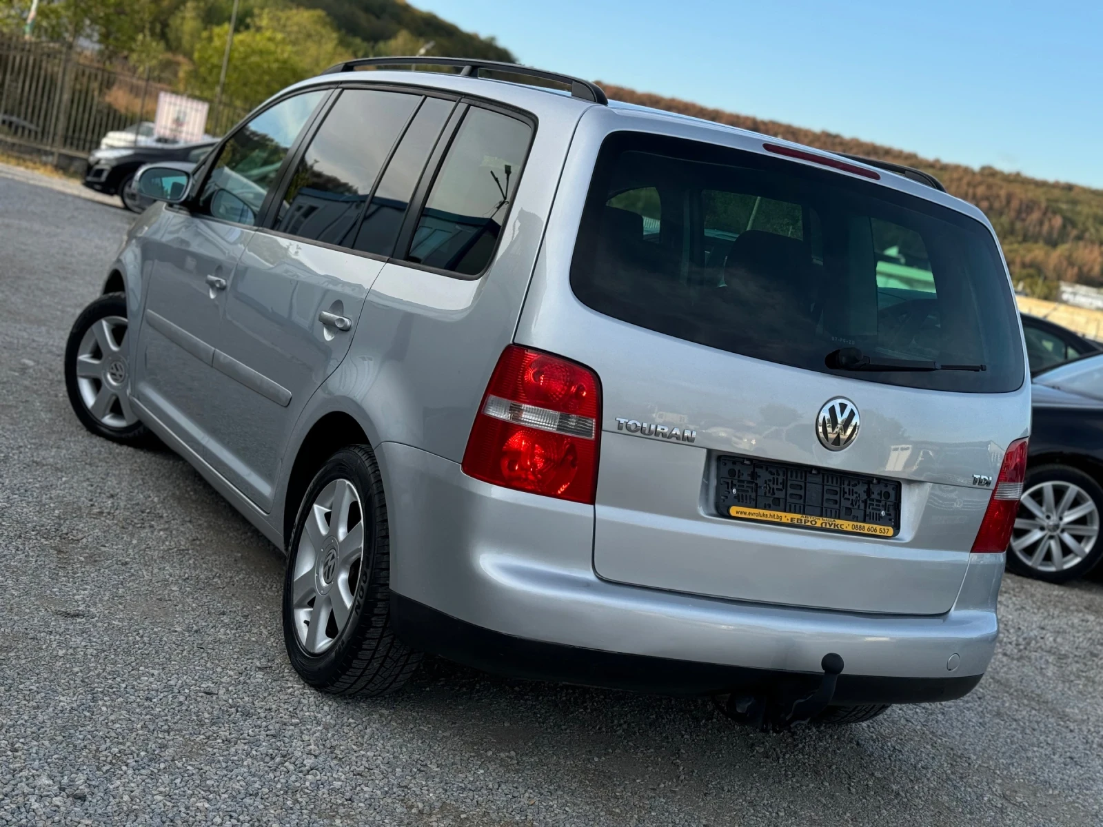 VW Touran 1.9TDI 105кс DSG АВТОМАТИК КЛИМАТРОНИК  - изображение 4