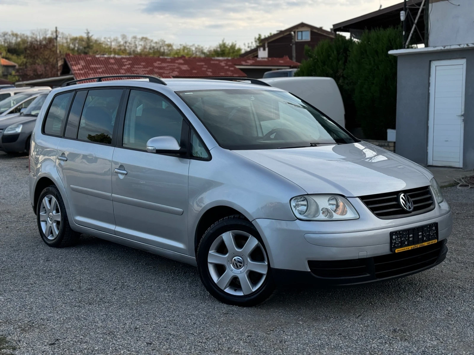 VW Touran 1.9TDI 105кс DSG АВТОМАТИК КЛИМАТРОНИК  - изображение 6