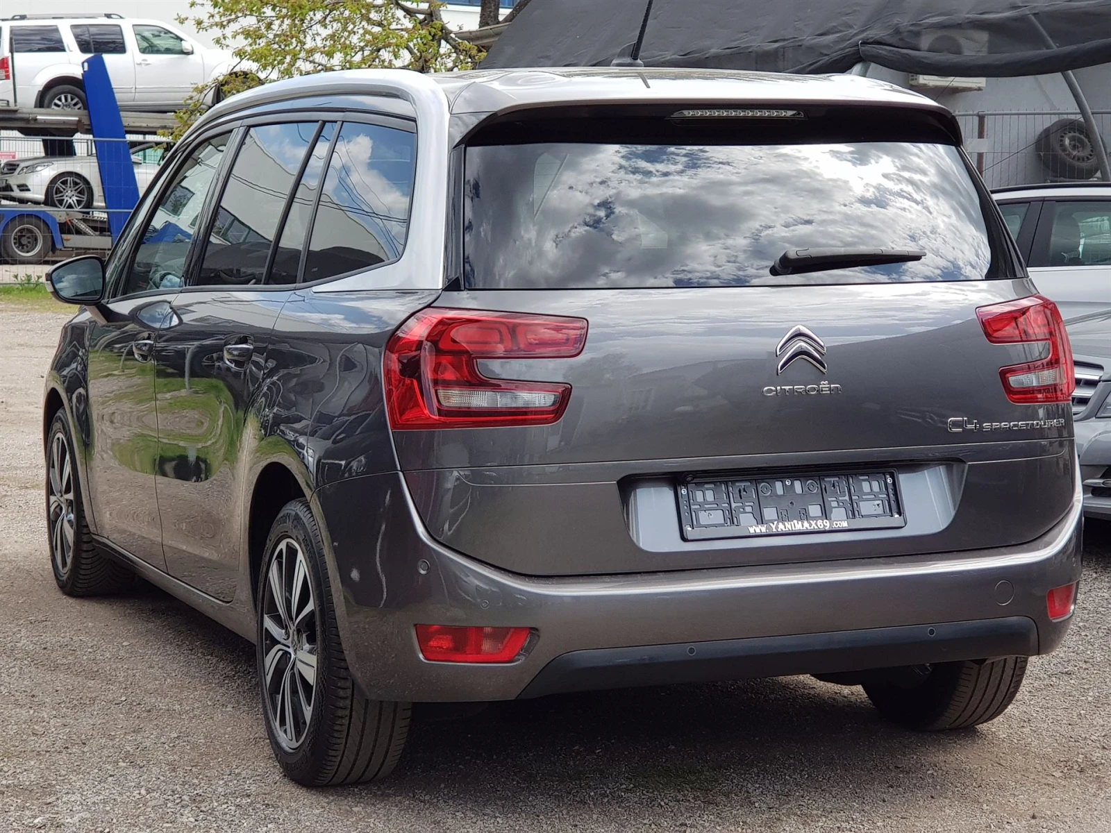 Citroen Grand C4 Picasso 1.2 e-THP Business - изображение 3