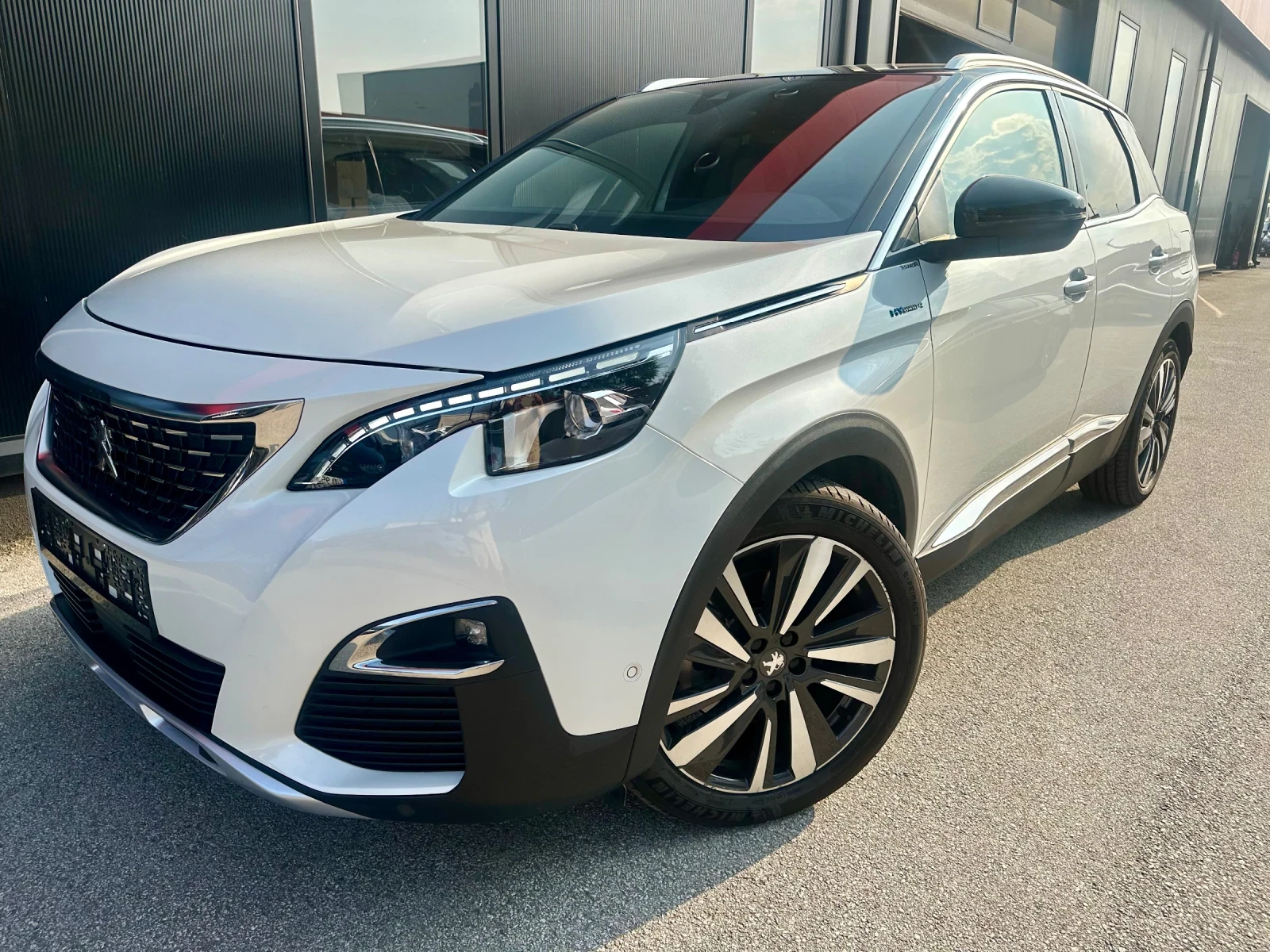 Peugeot 3008 E-eat8 300kc 4x4 GT-Line  Plug-in HYBRID Сер.Истор | Mobile.bg — изображение 1