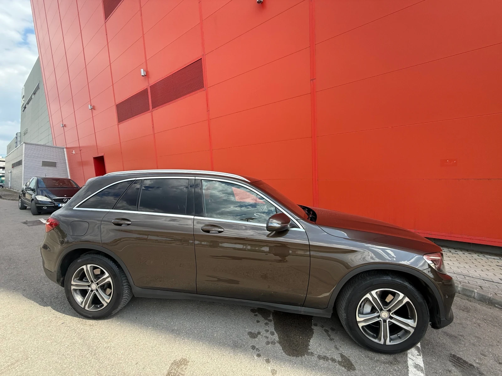 Mercedes-Benz CLC 250 AMG* LED* HeadUP* Кожа* Камера - изображение 3