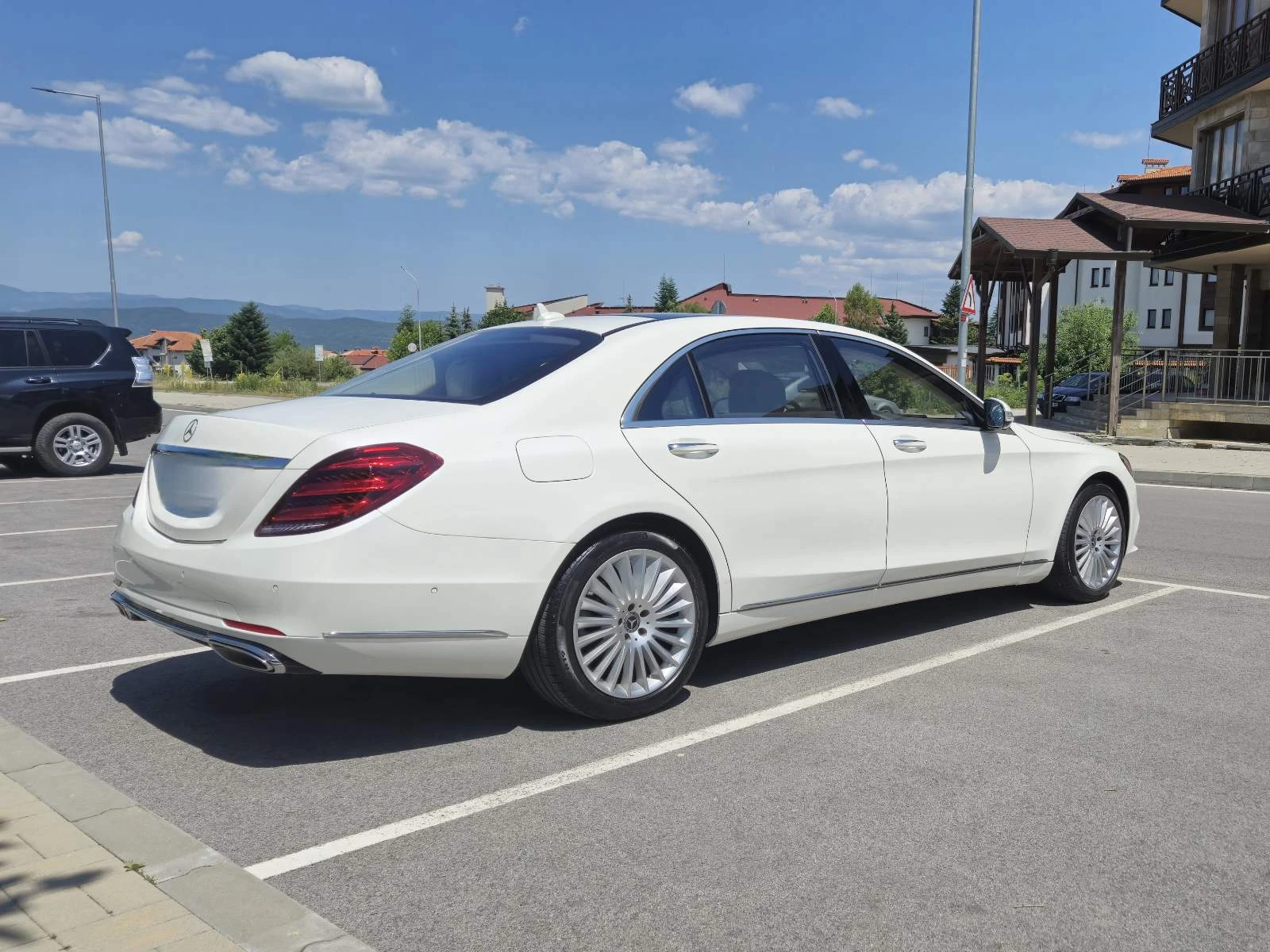 Mercedes-Benz S 560  - изображение 3