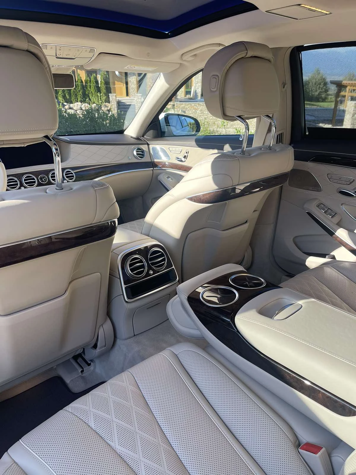 Mercedes-Benz S 560  - изображение 9