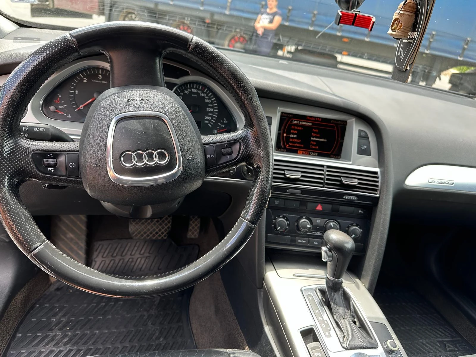 Audi A6 Allroad  - изображение 8