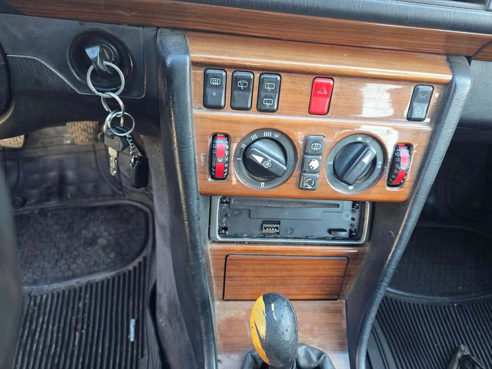 Mercedes-Benz 124 200 TE CLIMA | Mobile.bg � ����������� 10