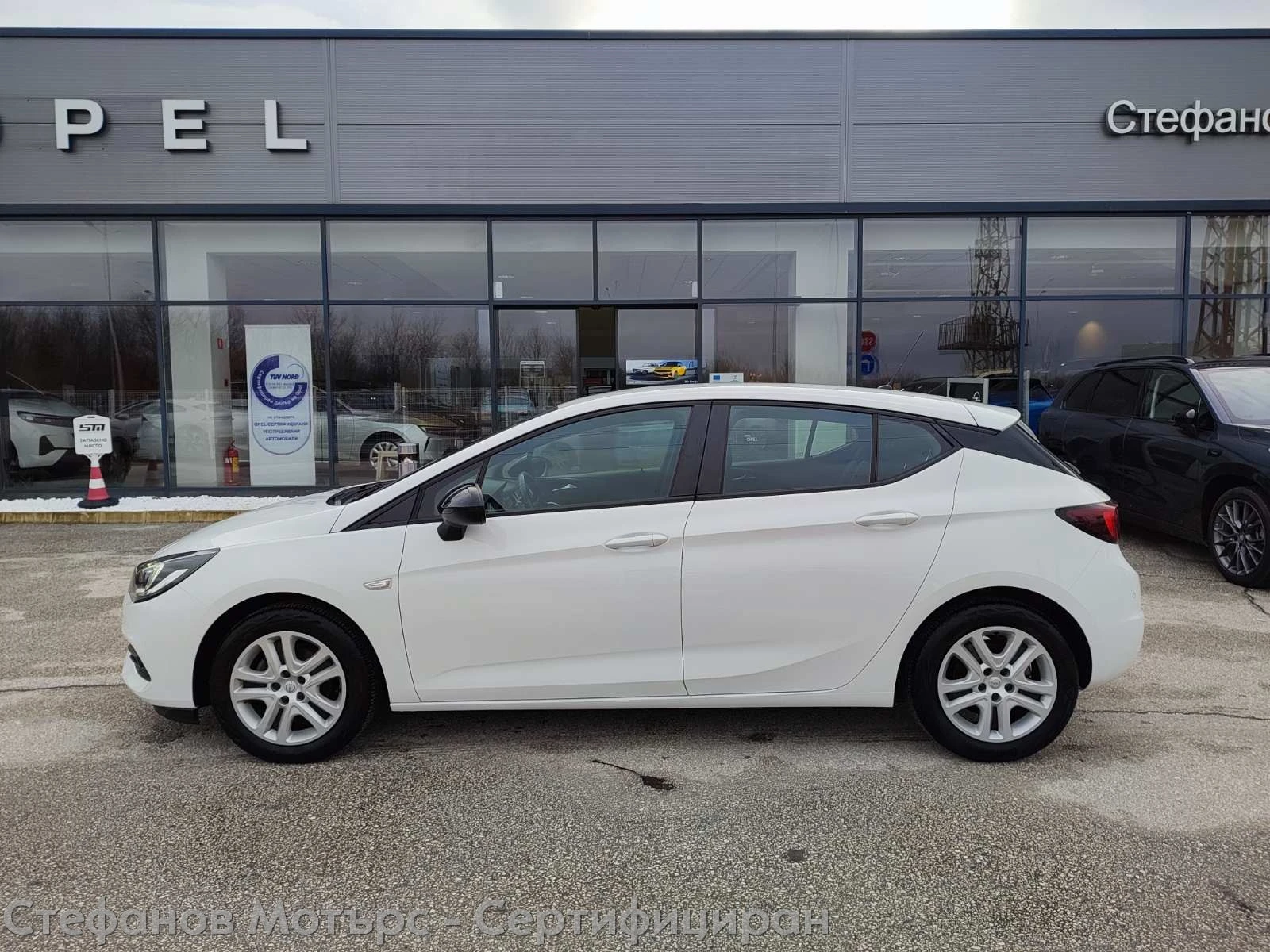 Opel Astra Edition 1.2 Turbo (130hp) MT6 | Mobile.bg � ����������� 4