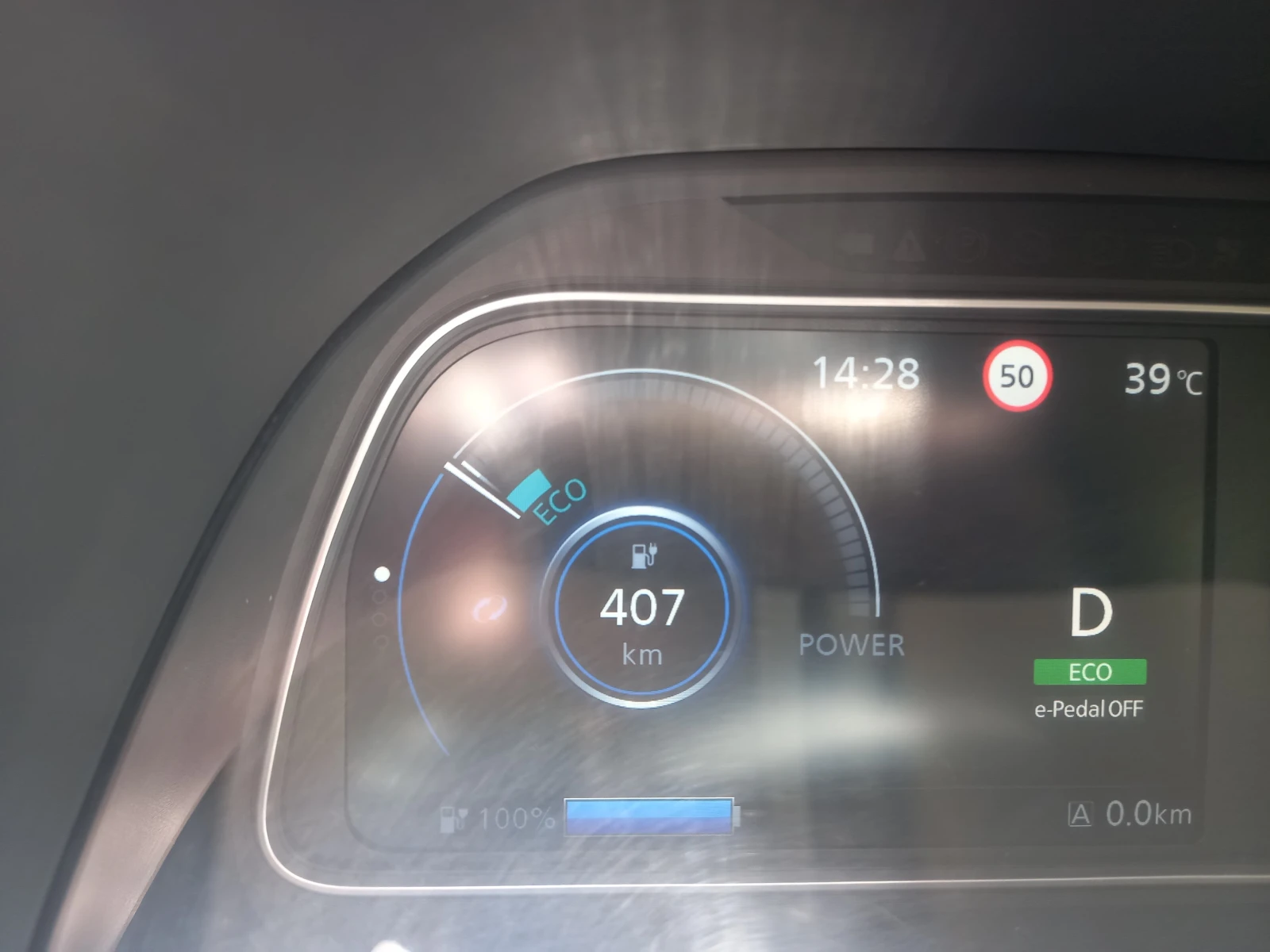 Nissan Leaf  62kW, ProPilot, OTA Update, снимка 11 - Автомобили и джипове - 53705051