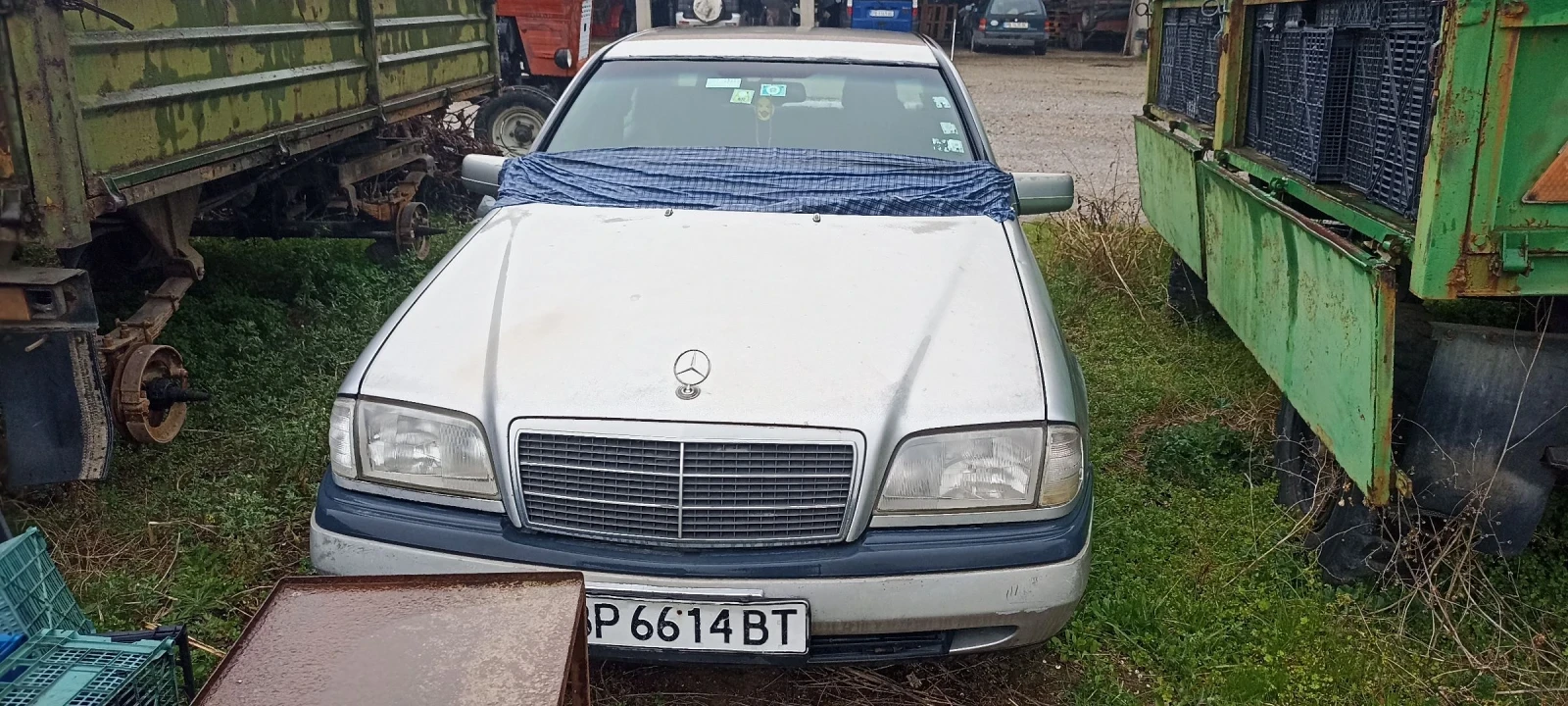 Mercedes-Benz C 180, снимка 4 - Автомобили и джипове - 53889744