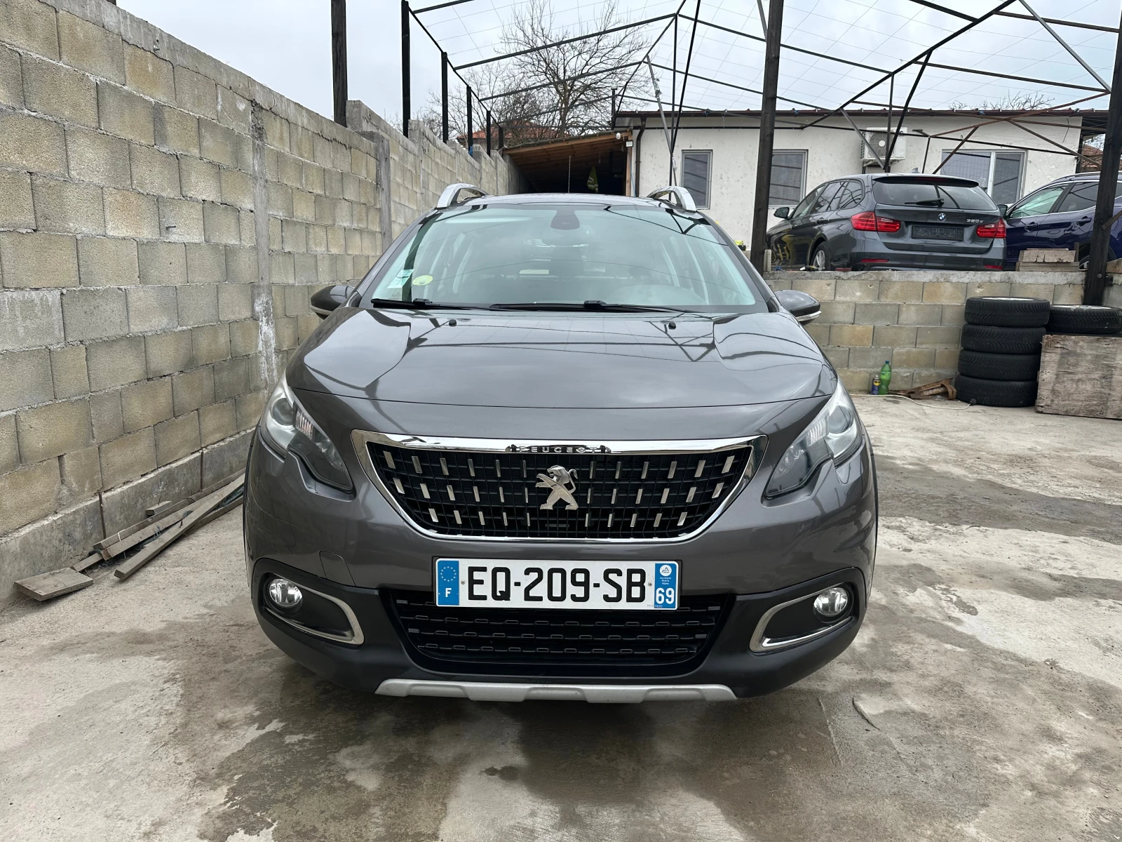 Peugeot 2008 1.6 Blue-HDi Allure История, снимка 8 - Автомобили и джипове - 53938385