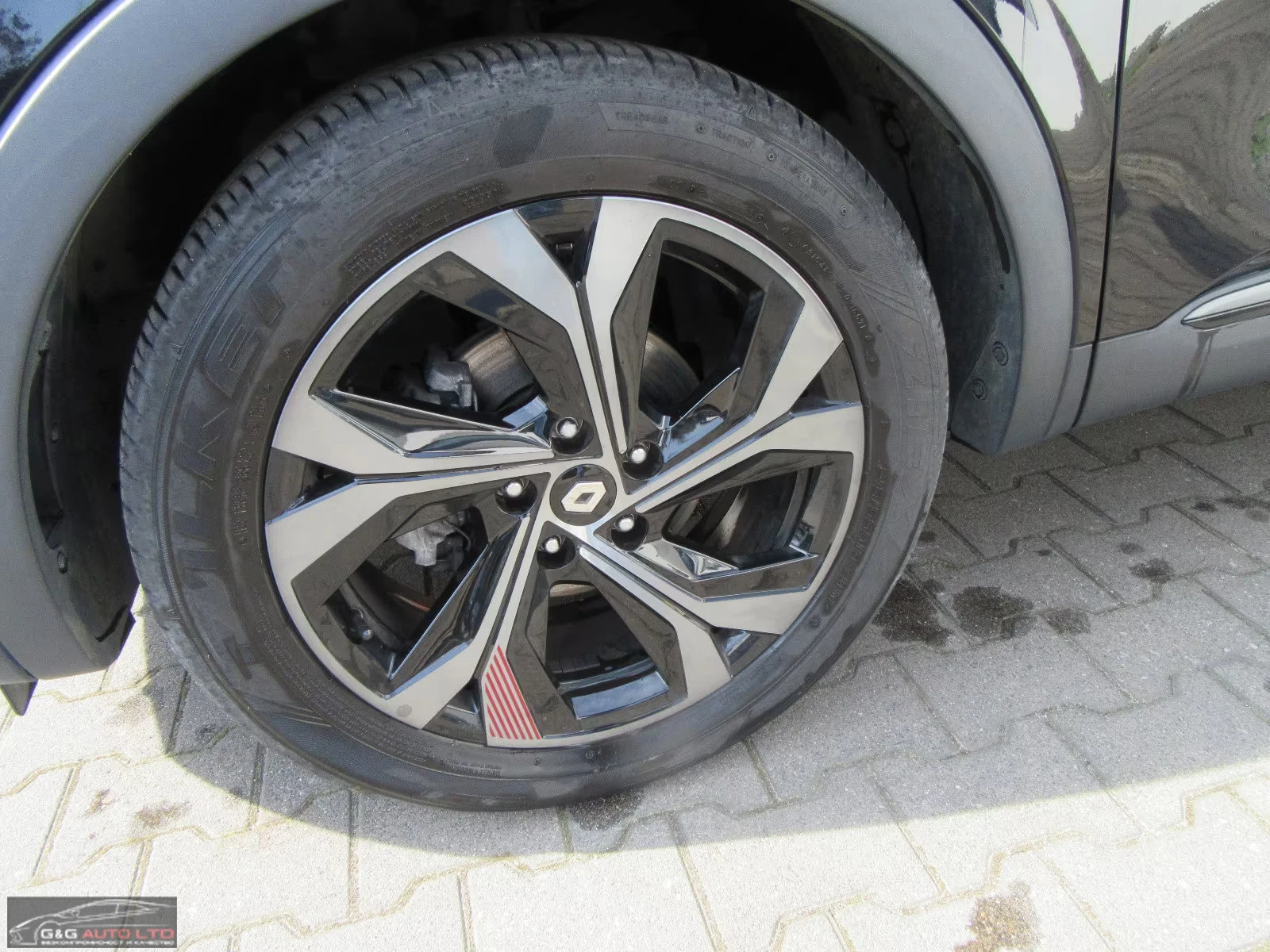 Renault Arkana TCe/160HP/RS-LINE/CAM/BOSE/NAVI/CPLAY/103q, снимка 15 - Автомобили и джипове - 54042714