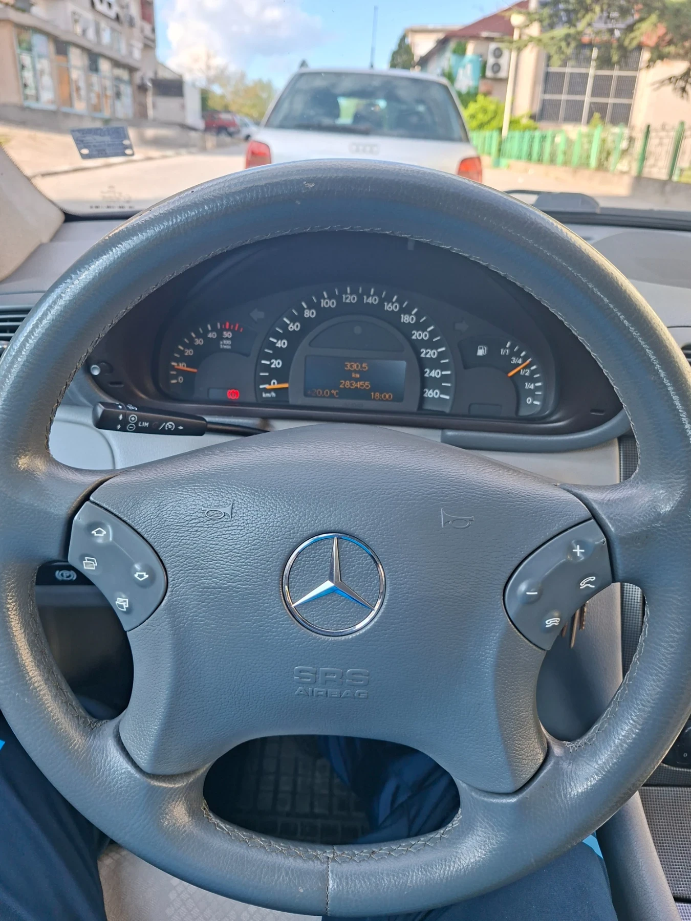 Mercedes-Benz C 220, снимка 3 - Автомобили и джипове - 54310149