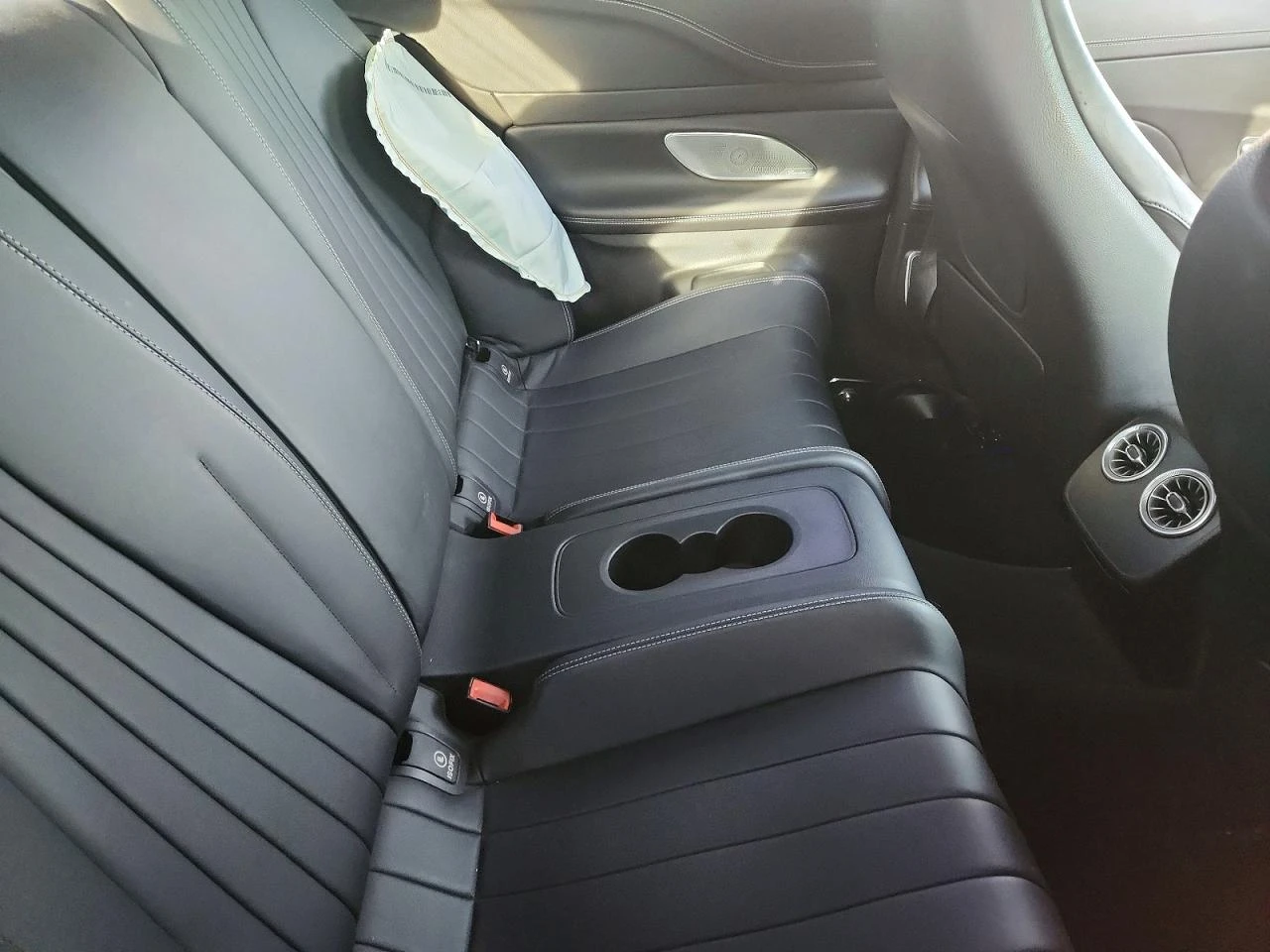 Mercedes-Benz E 400 3.0l 4Matic, снимка 10 - Автомобили и джипове - 54402660