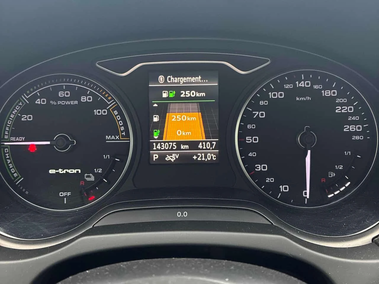Audi E-Tron ПОДГРЕВ * ШИБИДАХ * ПРЕДСТАВИТЕЛСТВО AUDI, снимка 8 - Автомобили и джипове - 54467719