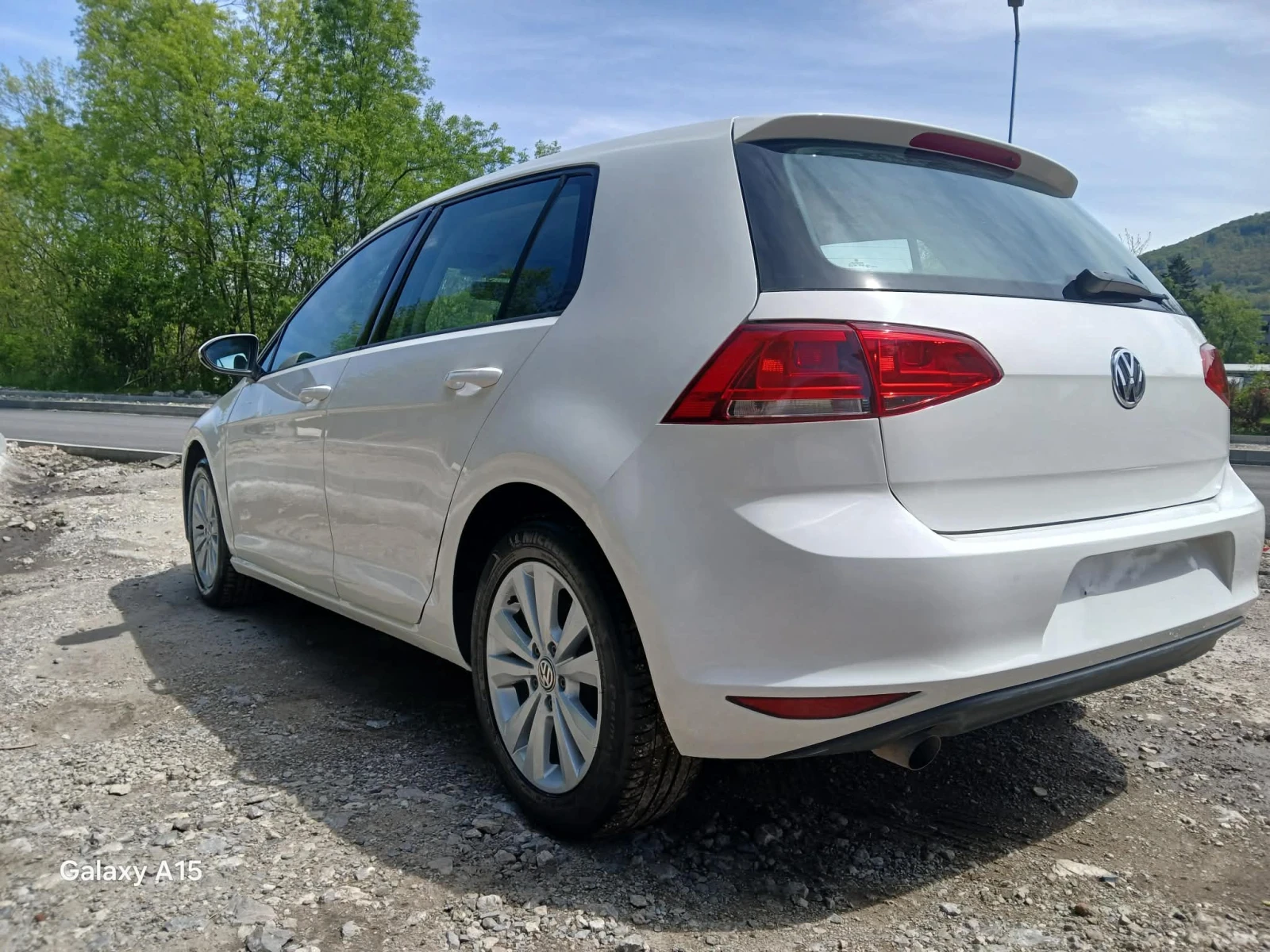 VW Golf 1.6TDI, снимка 3 - Автомобили и джипове - 54727886
