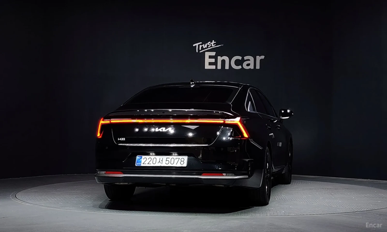 Kia K8 Само на газ\Топ Оферта, снимка 4 - Автомобили и джипове - 55587492