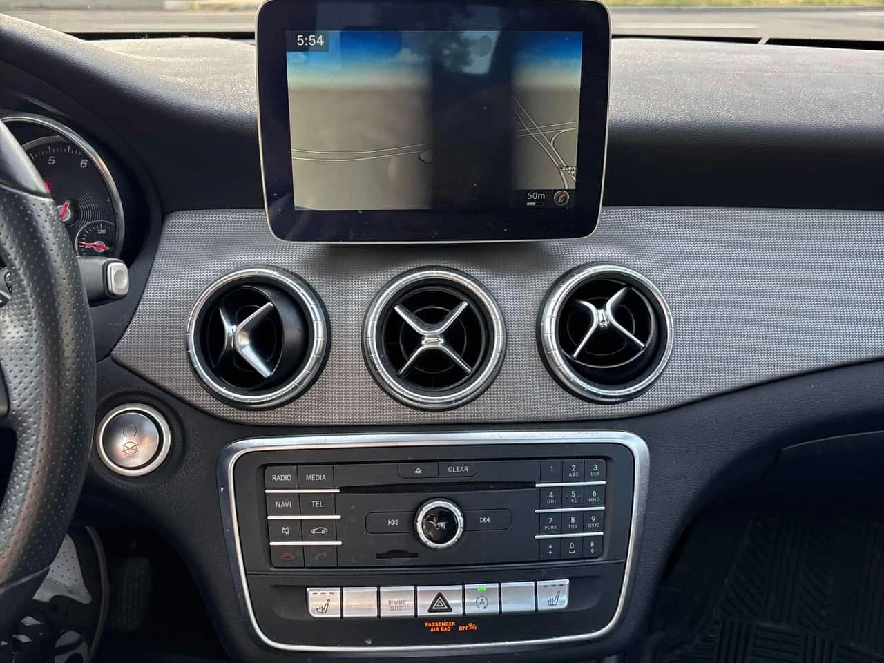 Mercedes-Benz CLA 250  * CARFAX * БЕЗ ПЪРВОНАЧАЛНА ВНОСКА, снимка 10 - Автомобили и джипове - 55632529